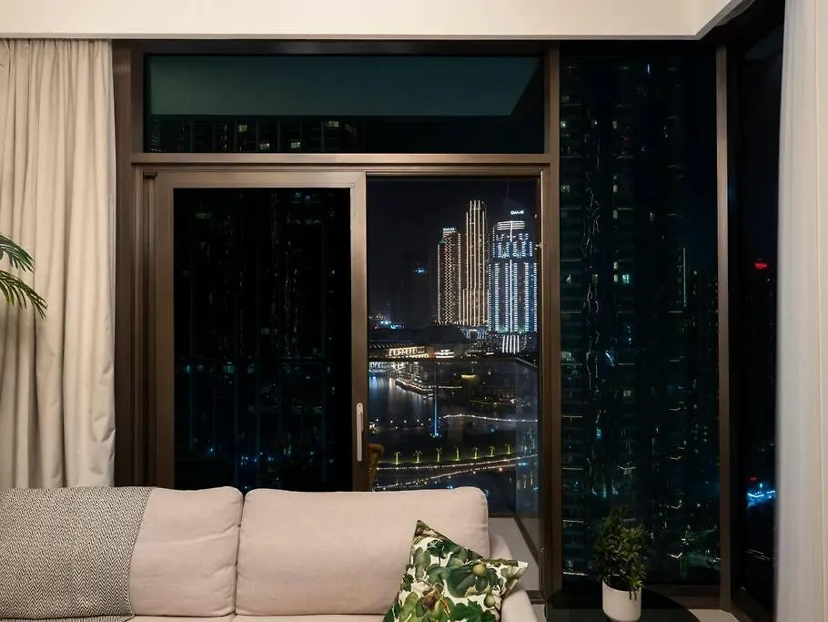 2Br-Fountain & Burj Khalifa View - Near Dubai Mall Apartment