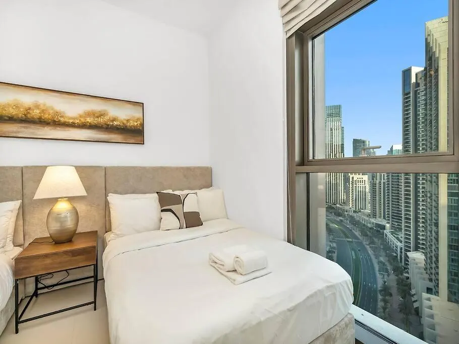 2Br-Fountain & Burj Khalifa View - Near Dubai Mall 0*,