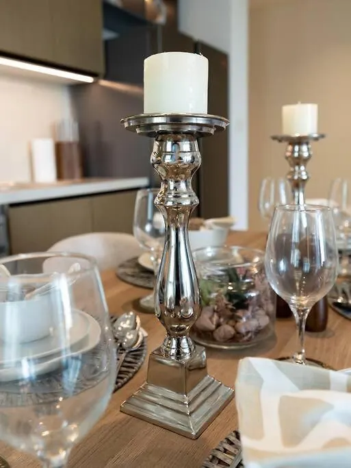 2Br-Fountain & Burj Khalifa View - Near Dubai Mall Apartment