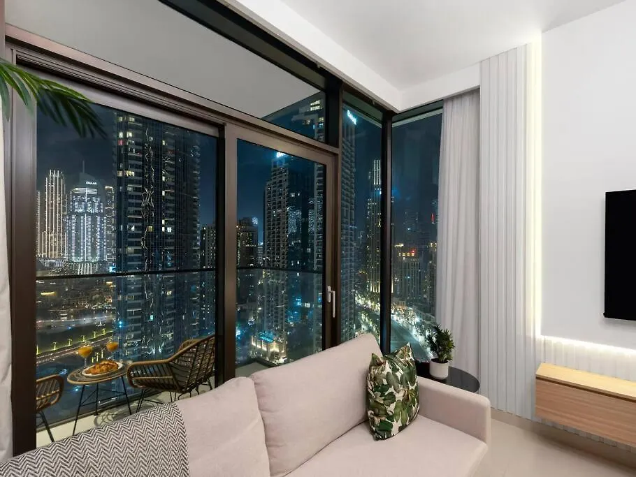 Apartment 2Br-Fountain & Burj Khalifa View - Near Dubai Mall